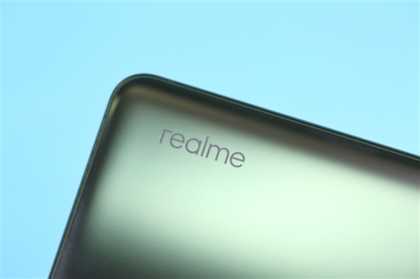 5年卖出2亿台！真我realme：做中国手机的质价比之王 我们没退路