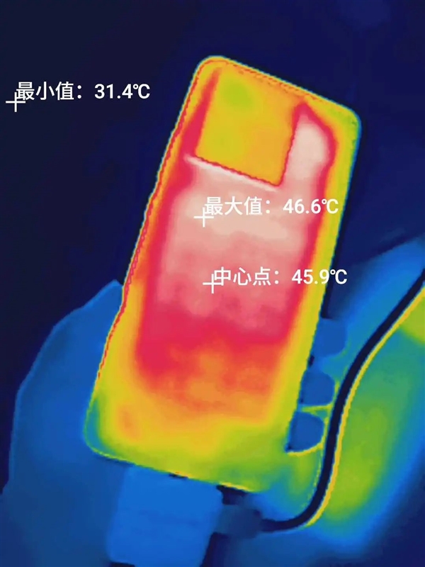 52.6℃！27瓦比100瓦充电还烫！怪不得iPhone没有快充