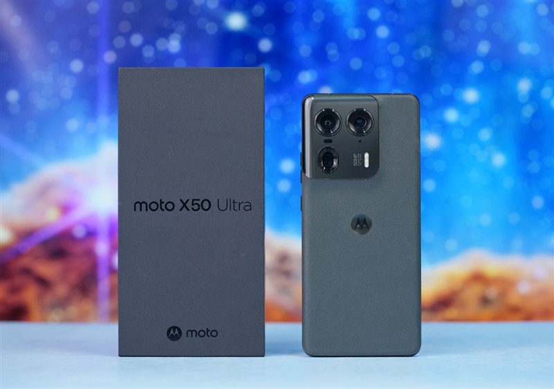 高级感大片随手可拍！moto X50 Ultra评测：做史上最聪明的moto手机