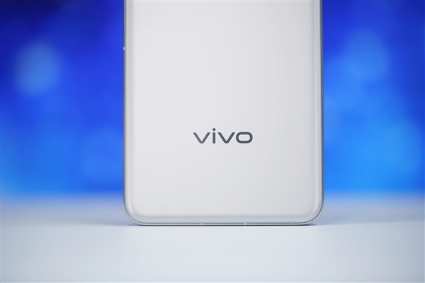 6799元新一代安卓机皇！vivo X200 Pro卫星通信版图赏