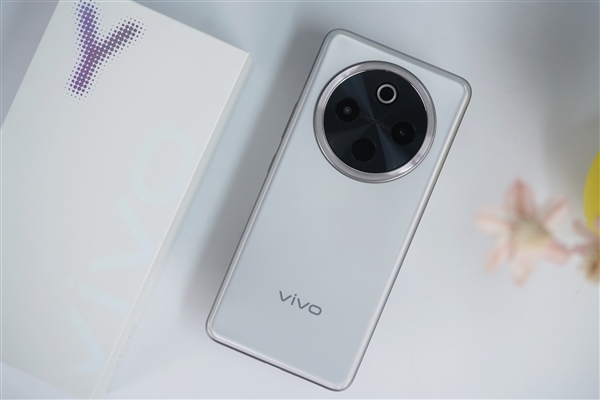 续航灭霸！vivo Y300 Pro续航体验 让你跟续航焦虑说拜拜