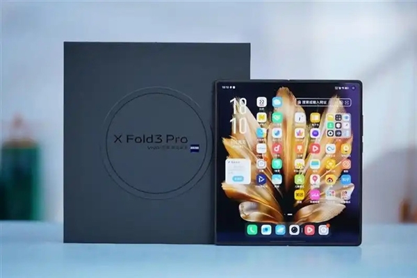 蓝厂最强折叠屏！vivo X Fold3 Pro限时降价：8199元起